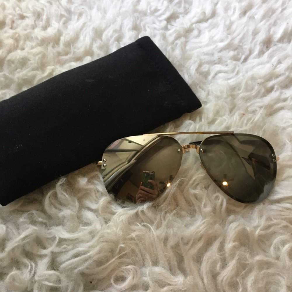 Mirror aviator sunglasses never worn
